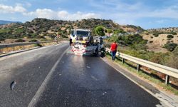 Araç bir takla atıp yol içerisinde tavanı üzerinde durdu.