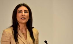 Özdenefe, Dinçyürek’e tepki gösterdi; Çocuk gibi…