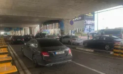 Ercan Havalimanı’nda taksiciler ile gelişi güzel parklar sorun olmaya devam ediyor