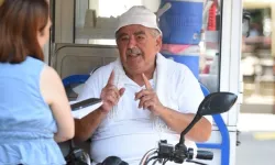 Lefkoşa’nın sulu muhallebici ustası Hakan Aşık: Bu kültür ölmesin, her şeyi öğretmeye hazırım!
