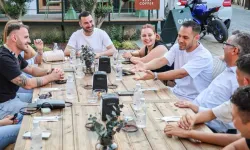 Erhürman genç influencer’larla buluştu: Onlardan öğrenecek çok şey var