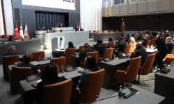 Memur-Sen'den Meclis’e tatil eleştirisi: Tatil öncesi yasalar görüşülmeliydi