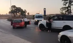 Ambulansın geçişini engelleyen "keyfi parka" polisten ceza!