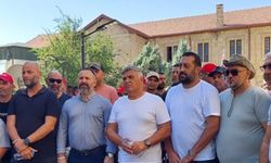 KOOP-SEN eylemi Başbakan Yardımcılığı önünde devam etti…