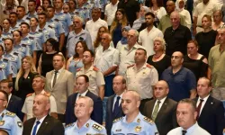 187 yeni polis teşkilata dahil oldu