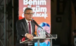 Erhürman, Cumhurbaşkanlığı adaylık başvurusunu bugün yapacak: CTP Genel Merkezi'nden yürüyüş!