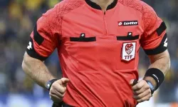 Türkiye'de futbolda bahis operasyonu: 17 hakem ve 2 kulüp başkanı dahil 21 kişi hakkında gözaltı kararı