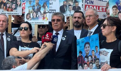 Başbakan Üstel: Eksiksiz ve tam bir adalet istiyoruz