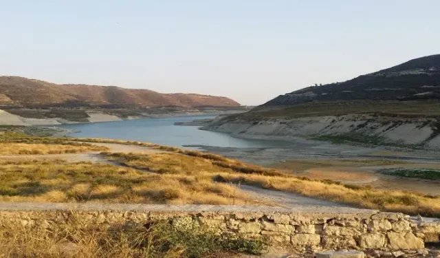 Güney Kıbrıs’ta su krizi kapıda!