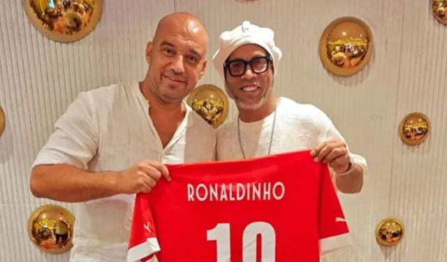 KKTC'nin 10 numarası Ronaldinho'da