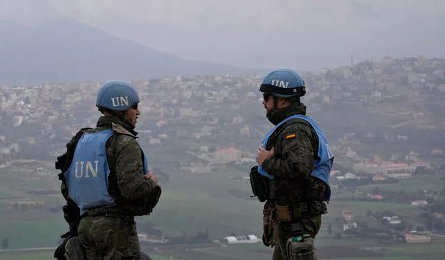 İsrail UNIFIL'i hedef aldı