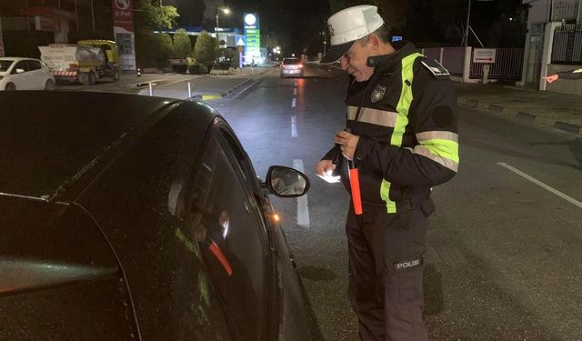 Denetimlerde 2 sürücü tutuklandı