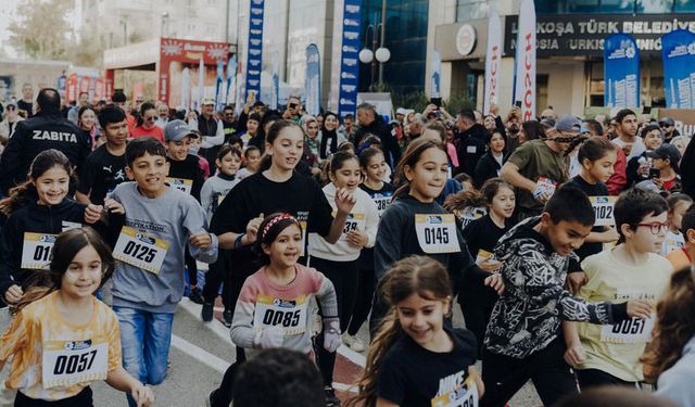 Çocuklar da maraton heyecanına ortak oldu