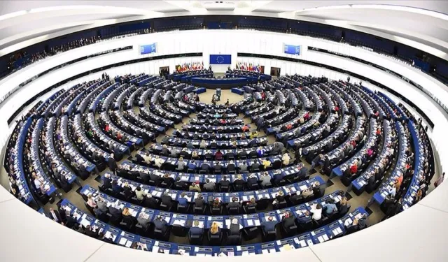 AB Parlamento üyelerinden Türkiye’ye sert mesaj: Demokrasi olmadan üyelik süreci ilerlemez