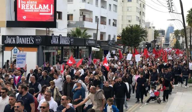 Rum basını yazdı: “Türban İçin Ayaklanma”