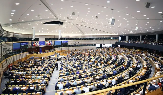 Rum AP milletvekilleri, Türkiye'yi stratejik ortak olarak gören AB politikalarının değişmesini savunuyor