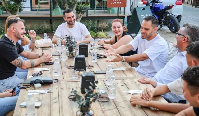 Erhürman genç influencer’larla buluştu: Onlardan öğrenecek çok şey var