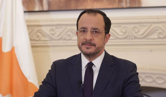 Güney Kıbrıs’ta yayımlanan ankete göre Hristodulidis 2028’deki başkanlık seçimlerinde ikinci tura kalamayacak