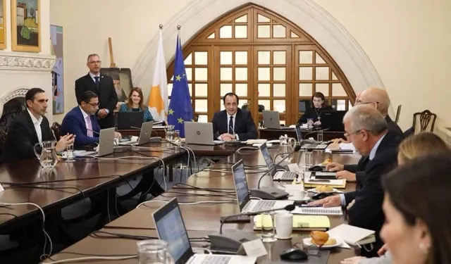 Güney Kıbrıs’ta kadınların gönüllü askerliği konusu Bakanlar Kurulu’na gidiyor