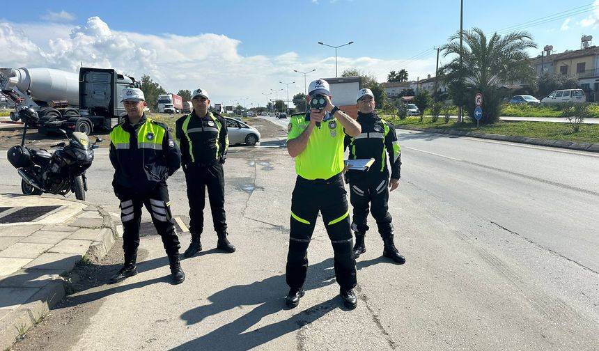 Trafik denetimlerinde 340 sürücü ceza aldı, 24 araç trafikten men edildi