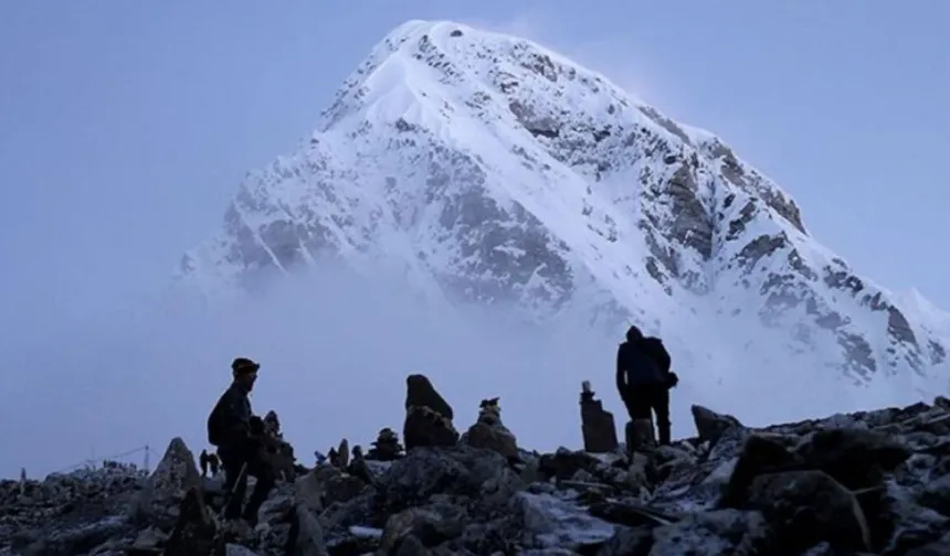 Everest, bu sezon rekor sayıda tırmanışa hazırlanıyor