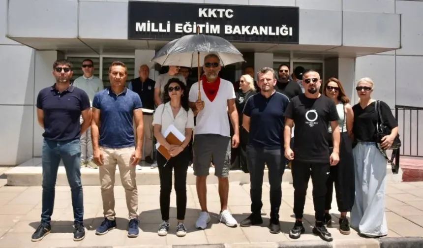 KTOEÖS’ten Eğitim Bakanlığı önünde eylem: Yasa tanımazlığı kabul etmeyeceğiz