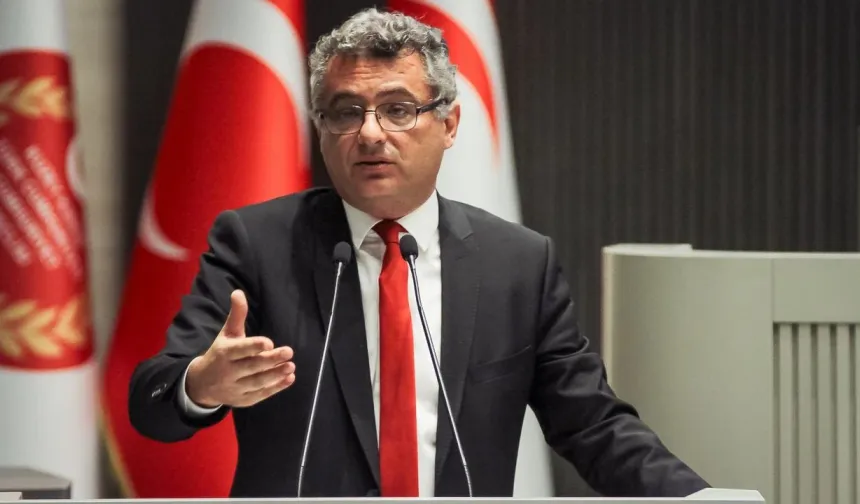 Cumhurbaşkanı Tufan Erhürman’ın AP kayıplar anıtı kararına tepkisi Rum basınında